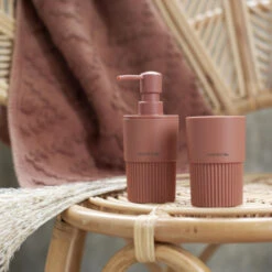 Sealskin Zeepdispenser Brave Staand Donkerroze -Thuis Badkamer 123 3352